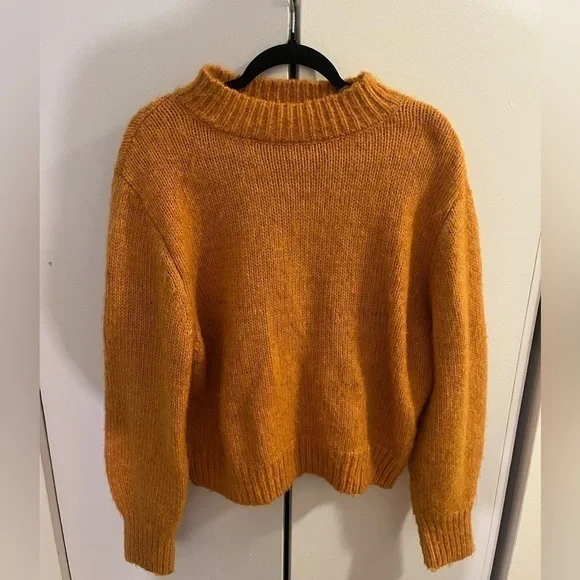 Topshop Tall knitted crew neck sweater in orange - Picture 6 of 8